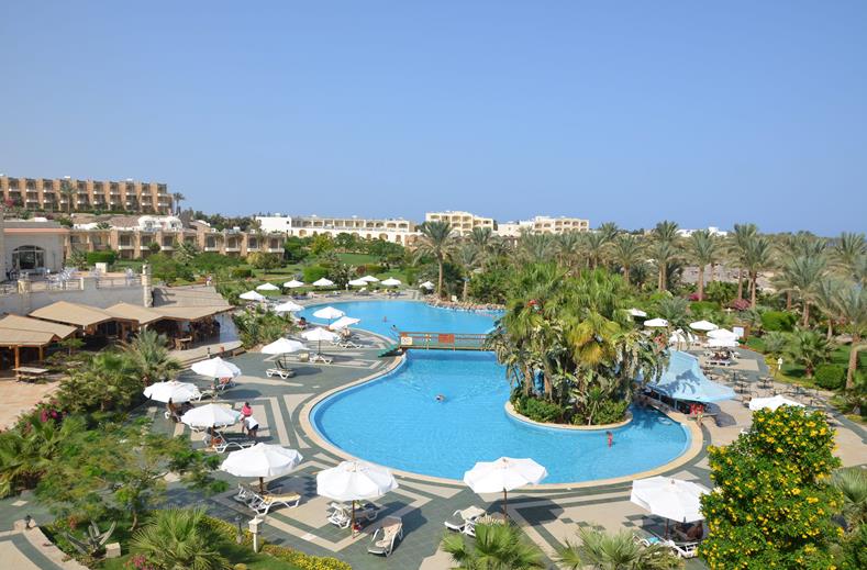 Brayka Bay Resort — aanzicht 1