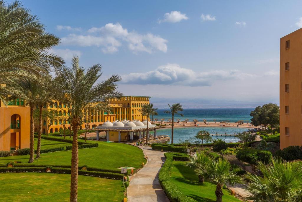 Strand Beach & Golf Resort — aanzicht 2