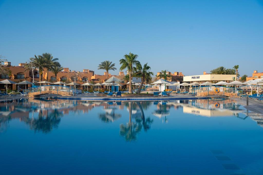 Akassia Swiss Resort — aanzicht 1