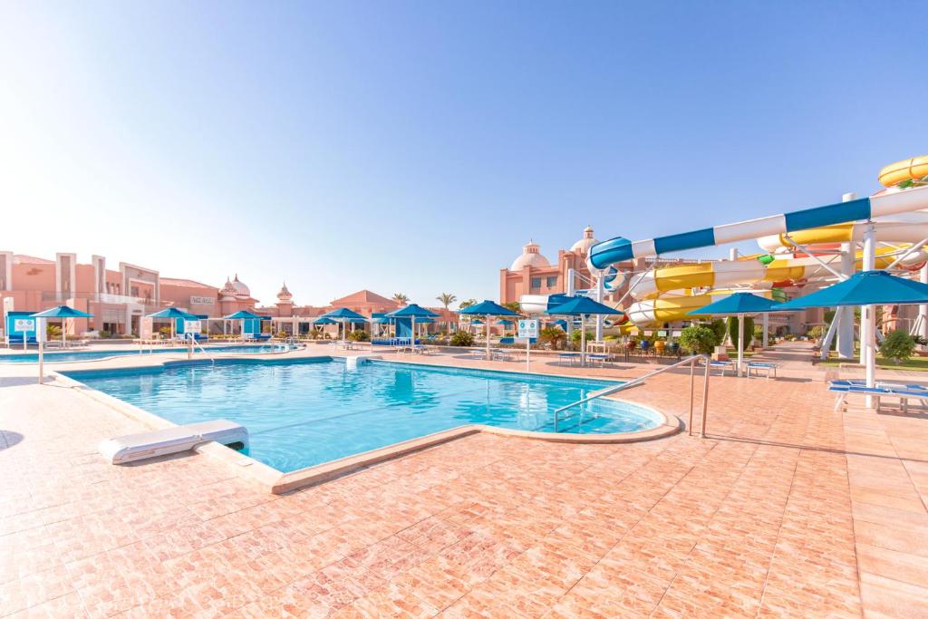 Pickalbatros Aqua Park Resort Hurghada — aanzicht 2