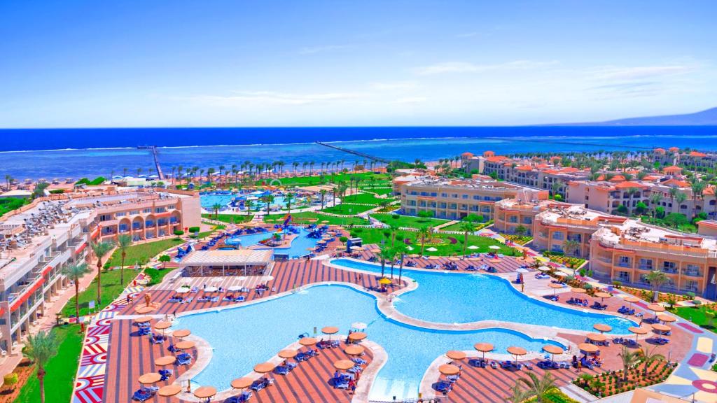 Pickalbatros Royal Moderna Resort Sharm el Sheikh — aanzicht 2