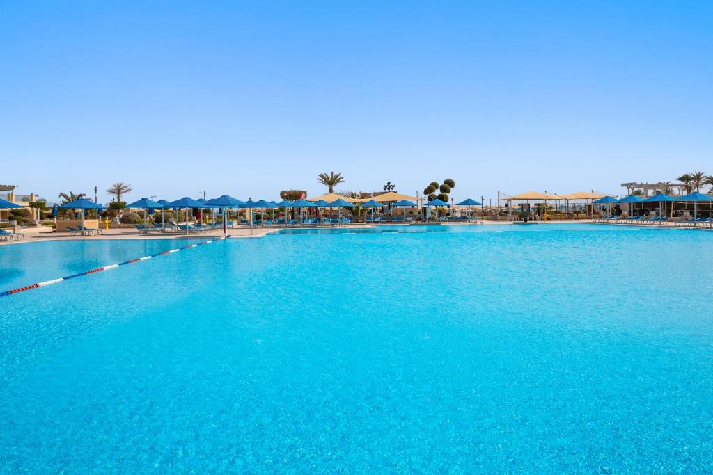 Pickalbatros White Beach Resort Hurghada — aanzicht 4