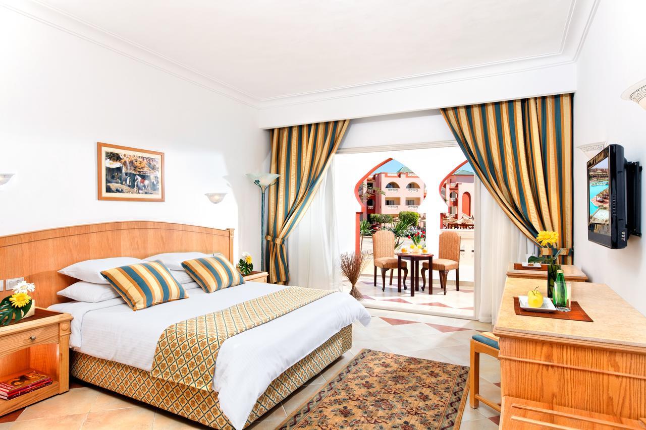 Pickalbatros Water Valley Resort Neverland Hurghada — kamer 2