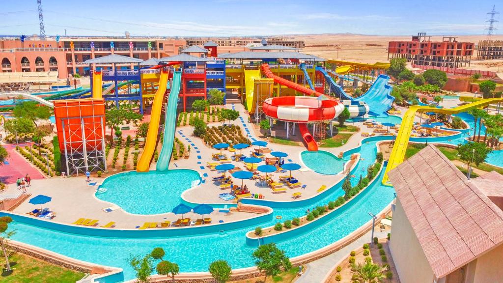 Pickalbatros Water Valley Resort Neverland Hurghada — aanzicht 2